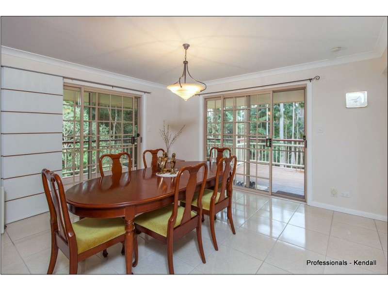 36 Wongawallan Road, Eagle Heights QLD 4271
