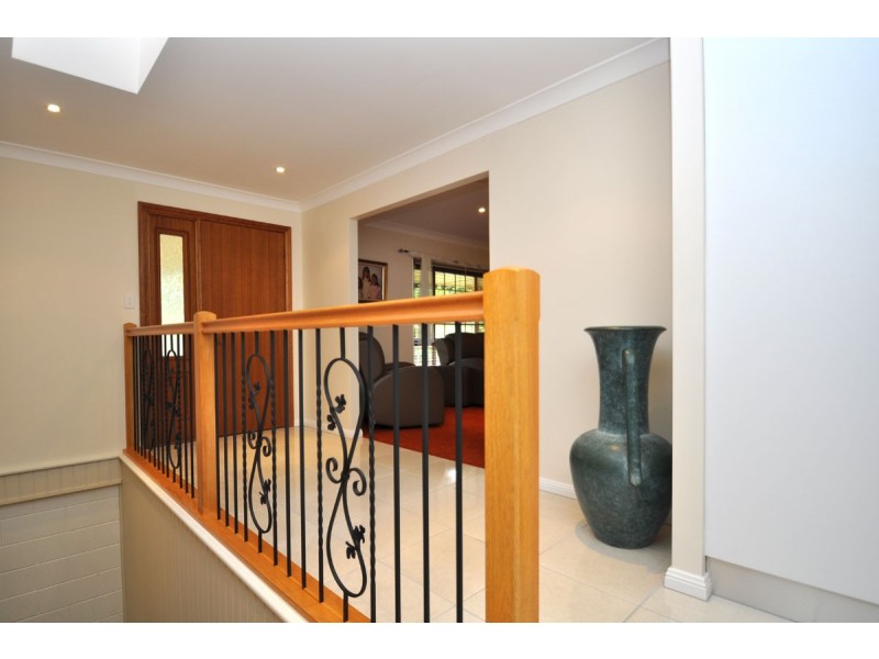 36 Wongawallan Road, Eagle Heights QLD 4271