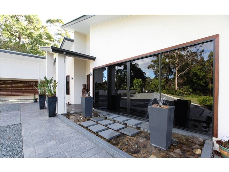 54 Landman Court, Clagiraba QLD 4211