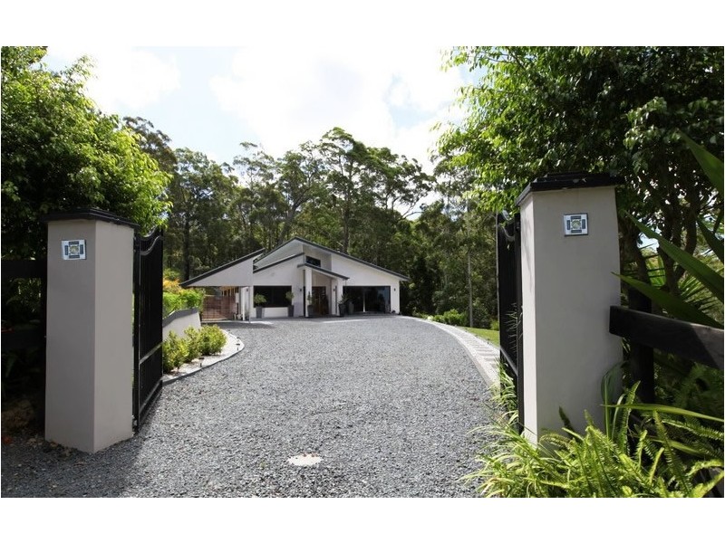 54 Landman Court, Clagiraba QLD 4211