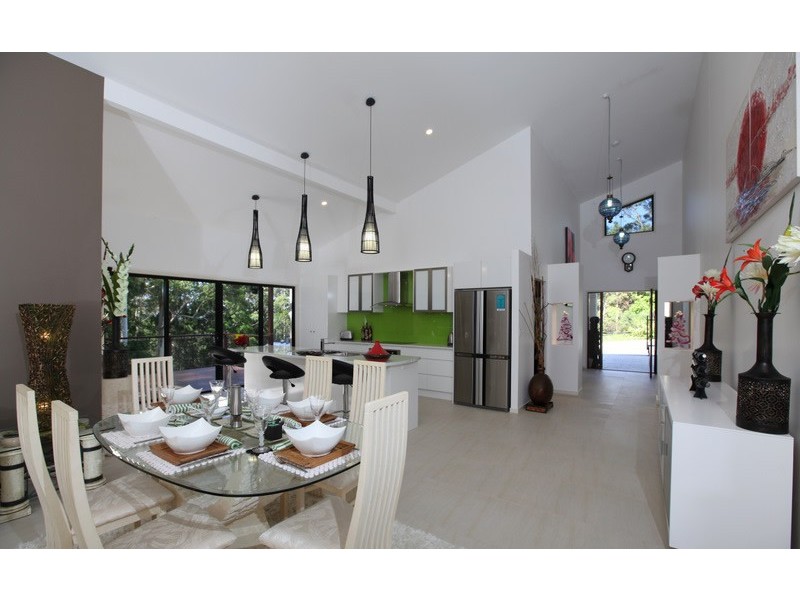 54 Landman Court, Clagiraba QLD 4211