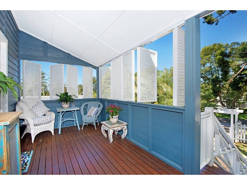 16 Beechmont Avenue, Eagle Heights QLD 4271