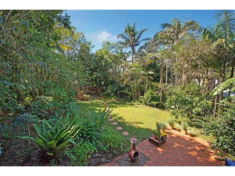 16 Beechmont Avenue, Eagle Heights QLD 4271