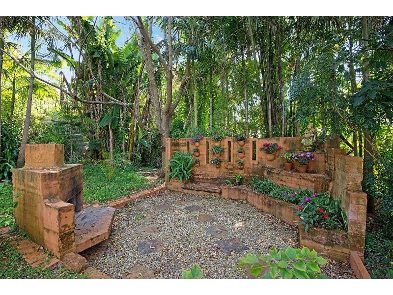 16 Beechmont Avenue, Eagle Heights QLD 4271