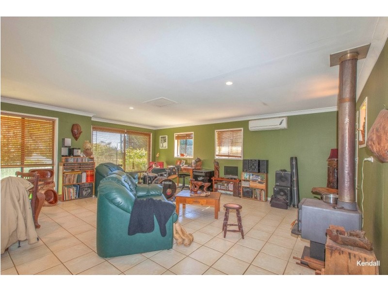 4 Mazama Court, Eagle Heights QLD 4271