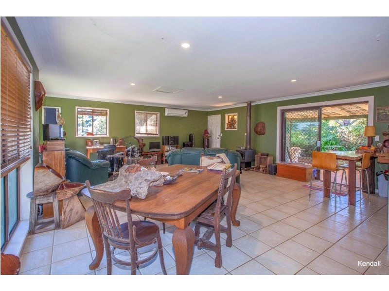 4 Mazama Court, Eagle Heights QLD 4271