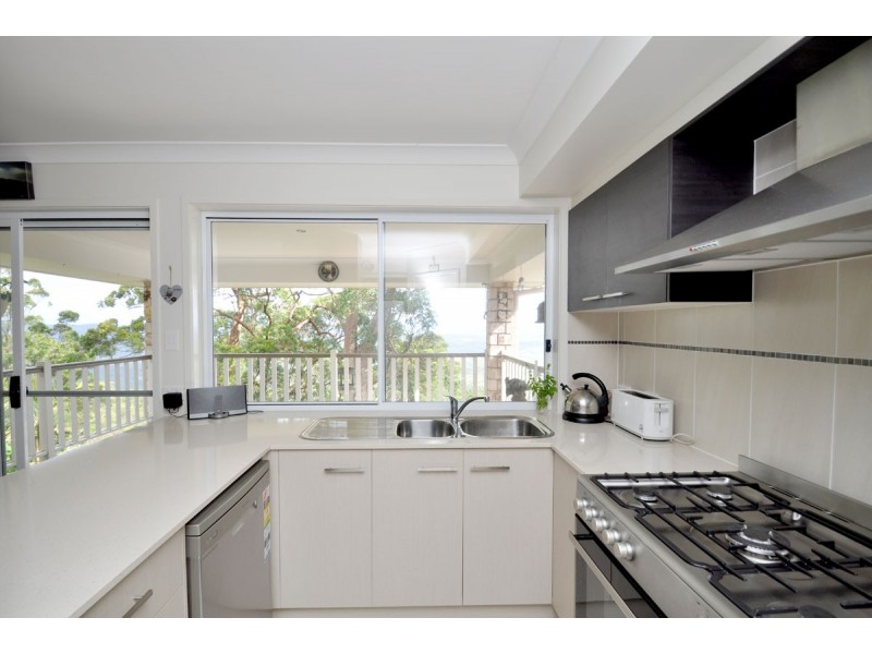 242 Beacon Road, North Tamborine QLD 4272