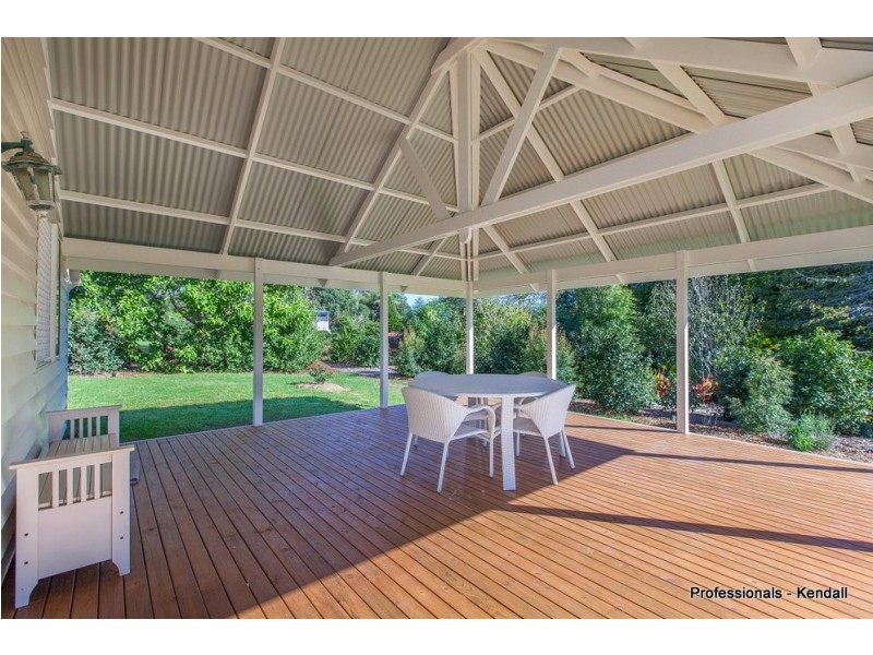 27A Yuulong Street, Tamborine Mountain QLD 4272