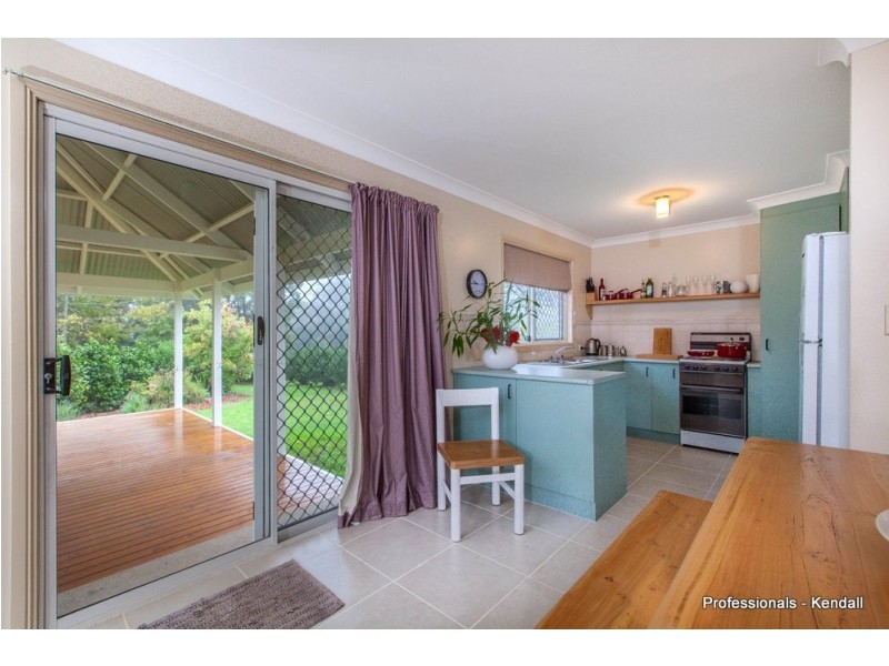 27A Yuulong Street, Tamborine Mountain QLD 4272