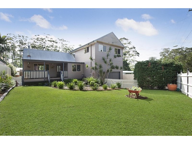 14 Wongawallan Road, Eagle Heights QLD 4271