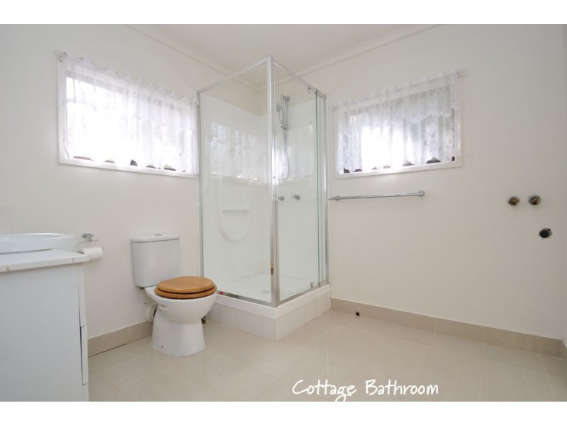 11a Demavend Drive, Eagle Heights QLD 4271
