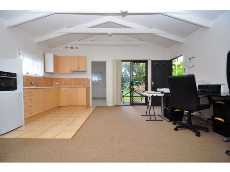 11a Demavend Drive, Eagle Heights QLD 4271