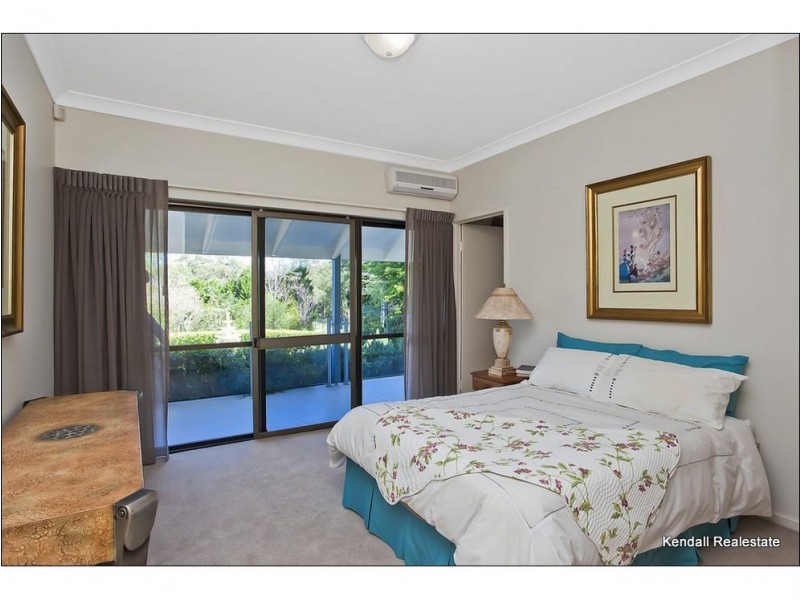 80 Magnetic Drive, Tamborine Mountain QLD 4272