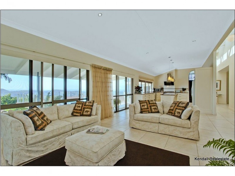 80 Magnetic Drive, Tamborine Mountain QLD 4272