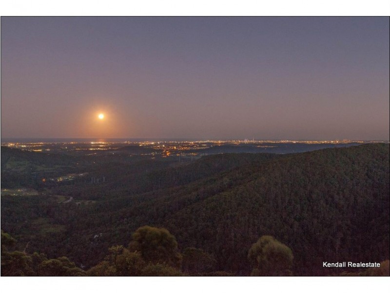 80 Magnetic Drive, Tamborine Mountain QLD 4272