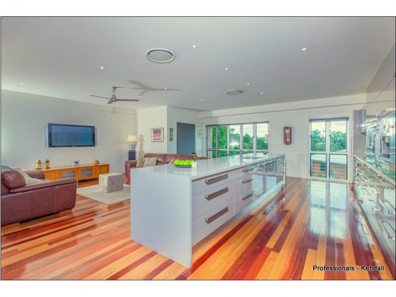 40/27-29 Capo Lane, Tamborine Mountain QLD 4272