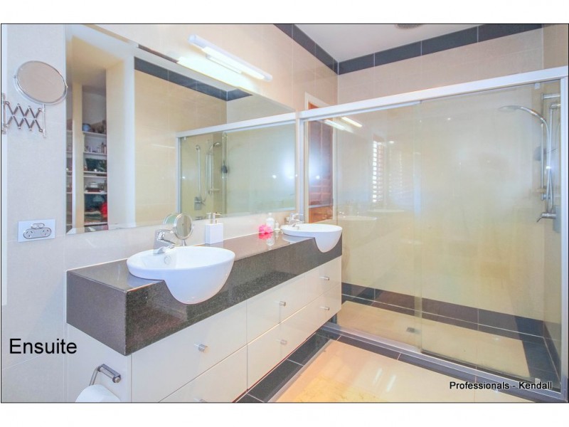 40/27-29 Capo Lane, Tamborine Mountain QLD 4272