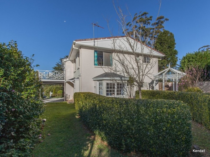 22 Cliff Way, Eagle Heights QLD 4271