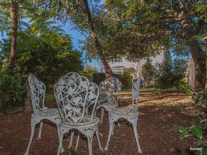 22 Cliff Way, Eagle Heights QLD 4271
