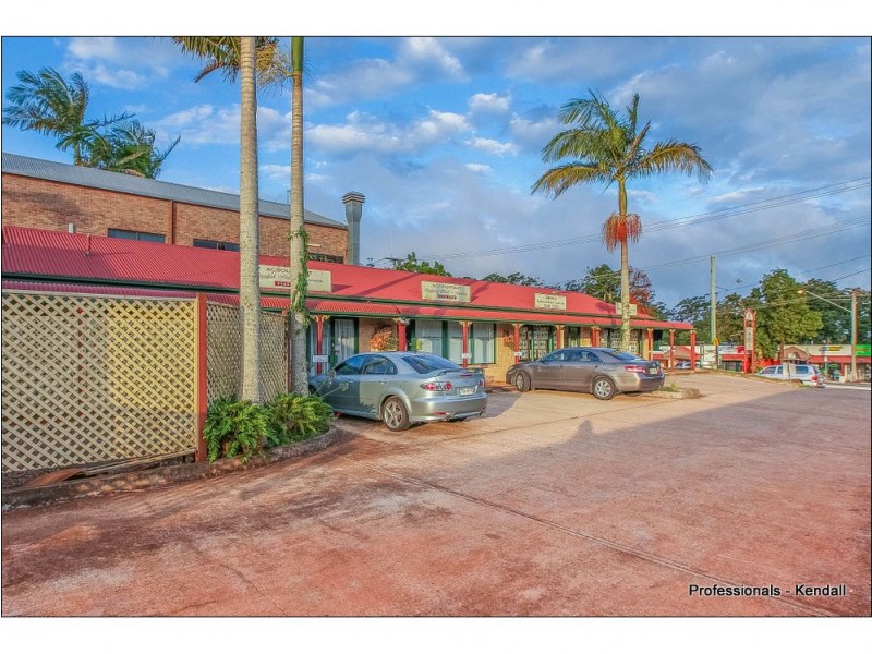 15 Main Western Road, Tamborine Mountain QLD 4272