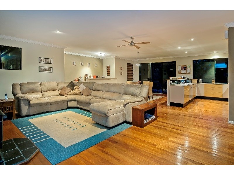 1 Thornbird Court, Boyland QLD 4275