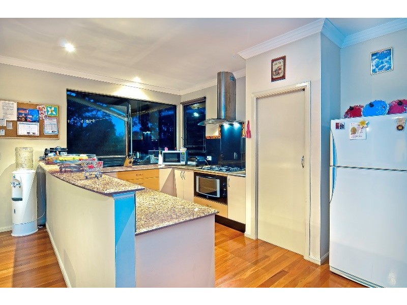 1 Thornbird Court, Boyland QLD 4275