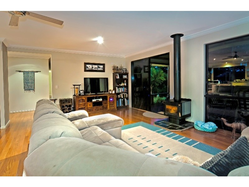 1 Thornbird Court, Boyland QLD 4275