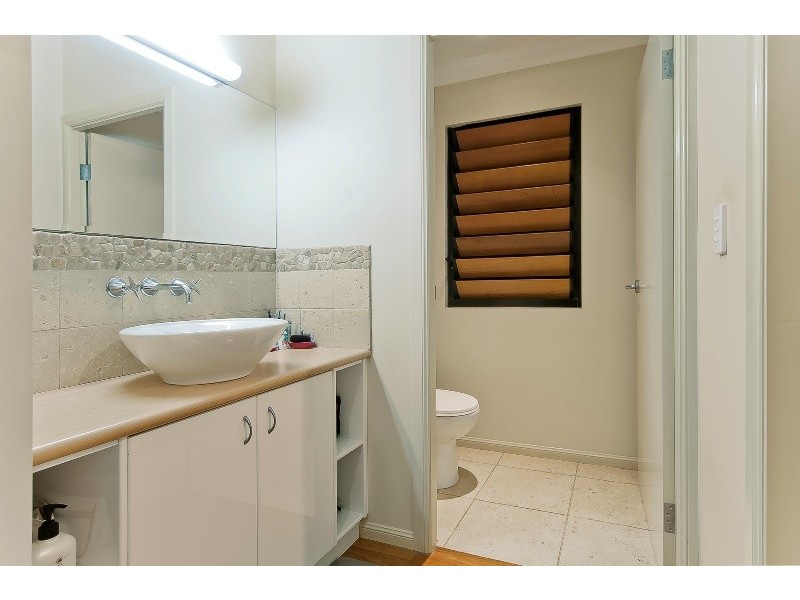 1 Thornbird Court, Boyland QLD 4275