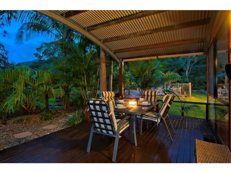 1 Thornbird Court, Boyland QLD 4275