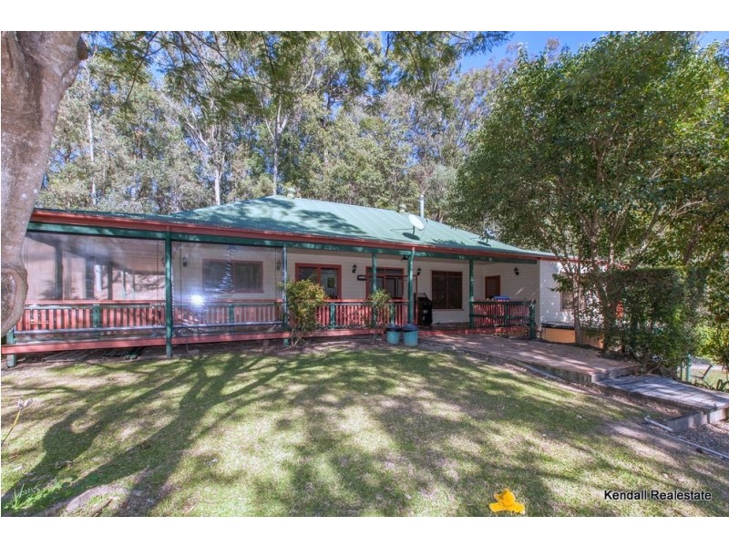 136 Henri Robert Drive, Tamborine Mountain QLD 4272