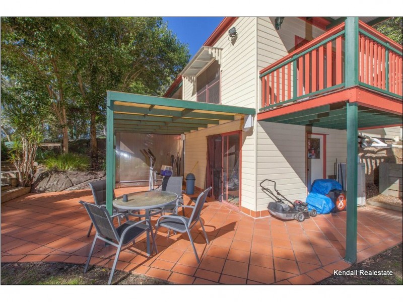 136 Henri Robert Drive, Tamborine Mountain QLD 4272