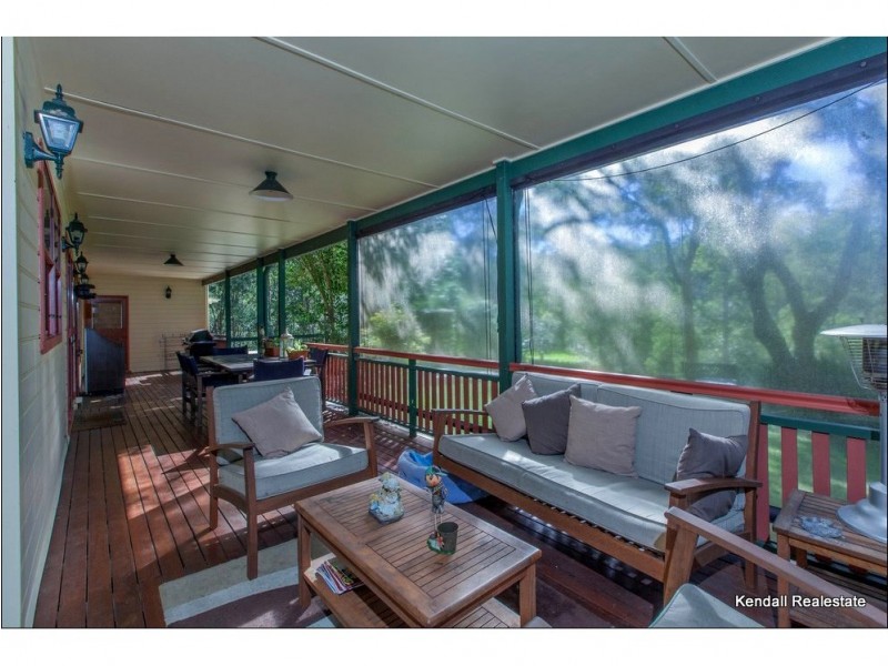 136 Henri Robert Drive, Tamborine Mountain QLD 4272