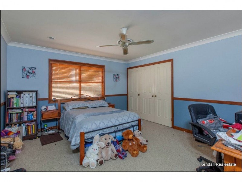 136 Henri Robert Drive, Tamborine Mountain QLD 4272