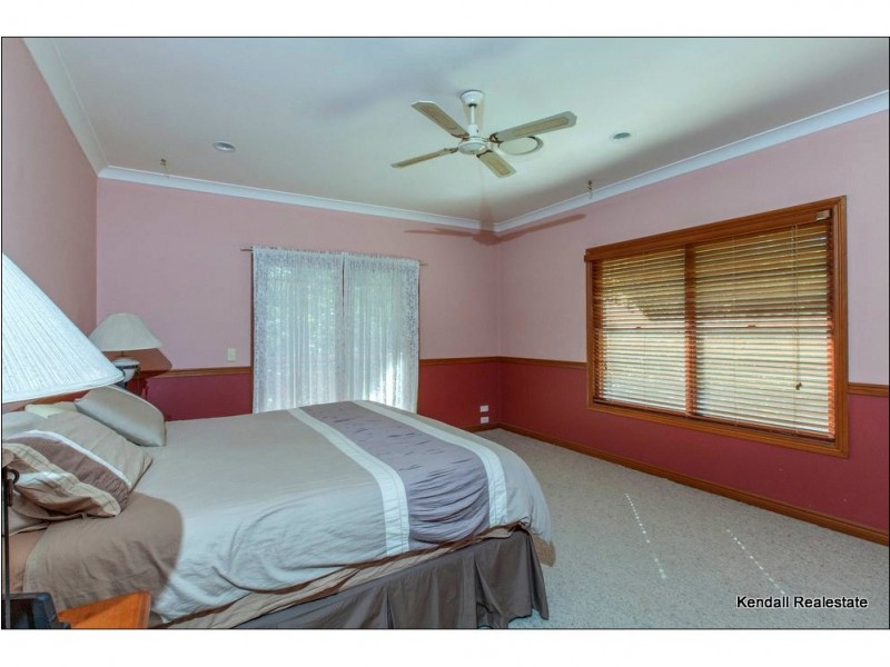 136 Henri Robert Drive, Tamborine Mountain QLD 4272