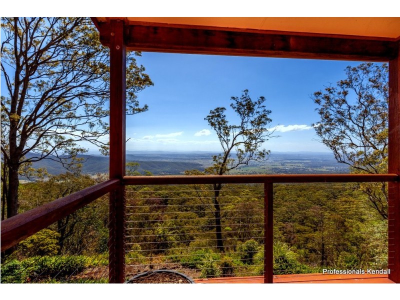 685 Main Western Road, Tamborine Mountain QLD 4272