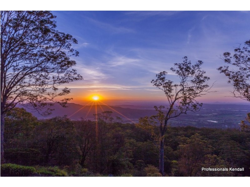 685 Main Western Road, Tamborine Mountain QLD 4272