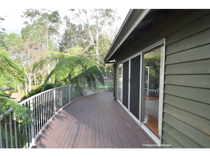 70 Kinabalu Drive, Eagle Heights QLD 4271