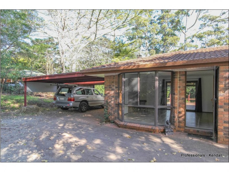 124 Sierra Drive, Tamborine Mountain QLD 4272