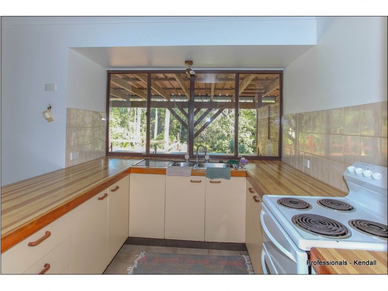 124 Sierra Drive, Tamborine Mountain QLD 4272