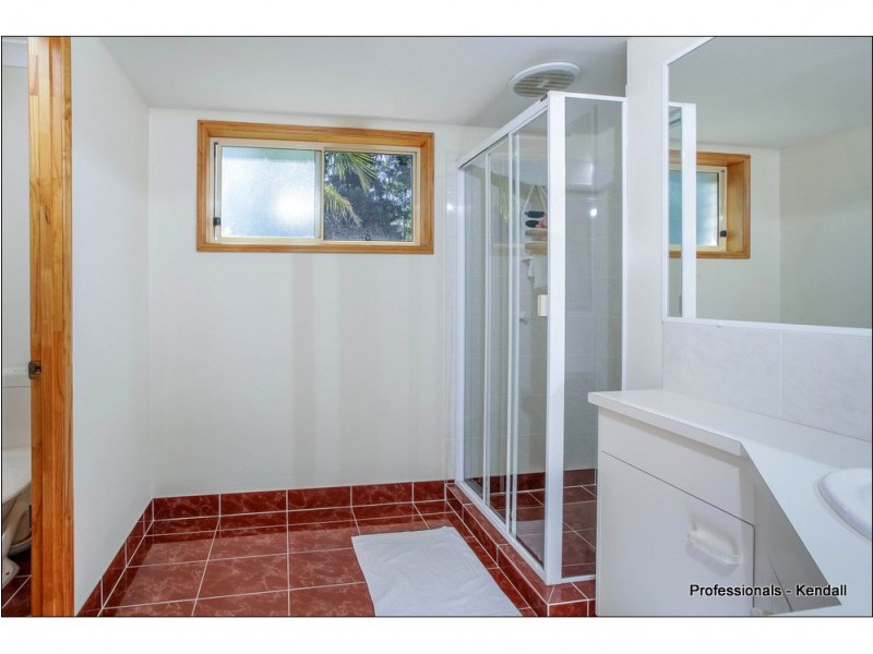 10 Borneo Court, Tamborine Mountain QLD 4272