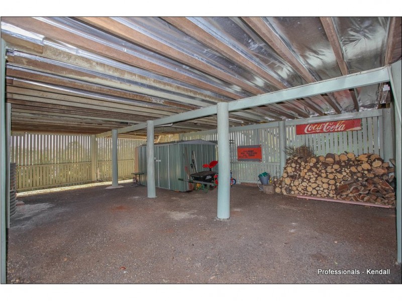 43 Paradise Drive, Eagle Heights QLD 4271