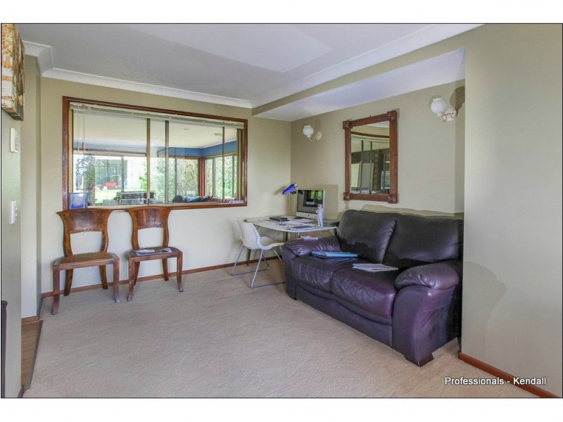 6 Lamington Parade, Tamborine Mountain QLD 4272