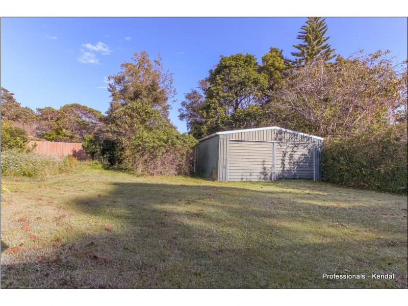 6 Lamington Parade, Tamborine Mountain QLD 4272
