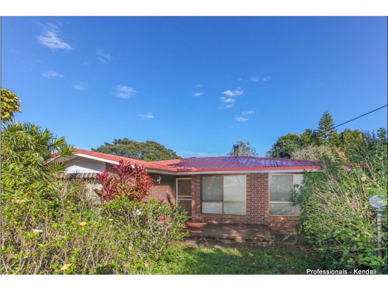 6 Lamington Parade, Tamborine Mountain QLD 4272