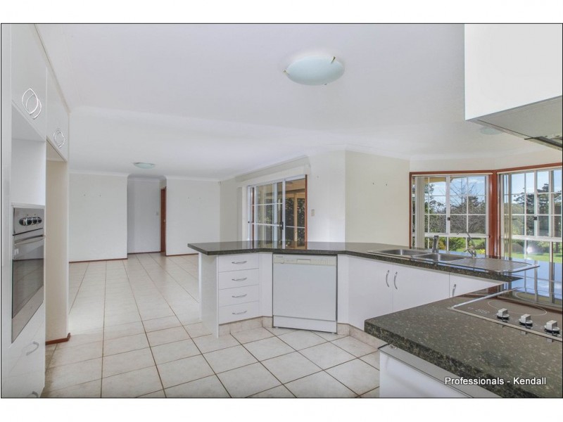 36 Sierra Drive, Tamborine Mountain QLD 4272