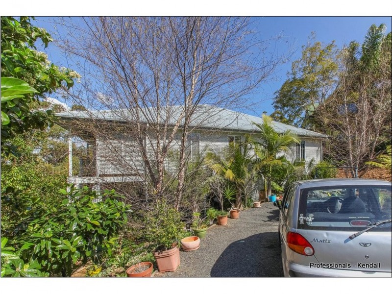 19 Magnetic Drive, Eagle Heights QLD 4271