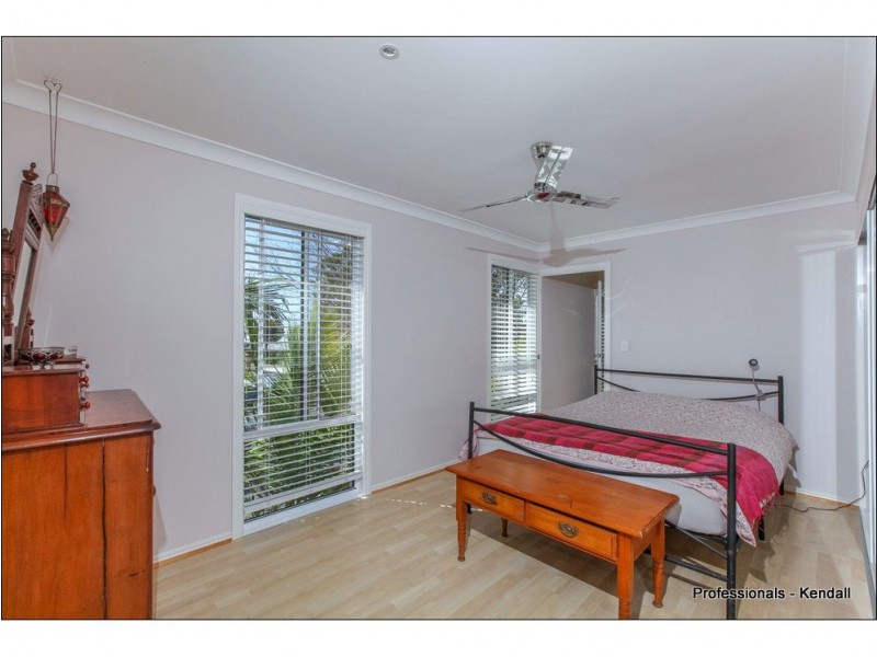 19 Magnetic Drive, Eagle Heights QLD 4271