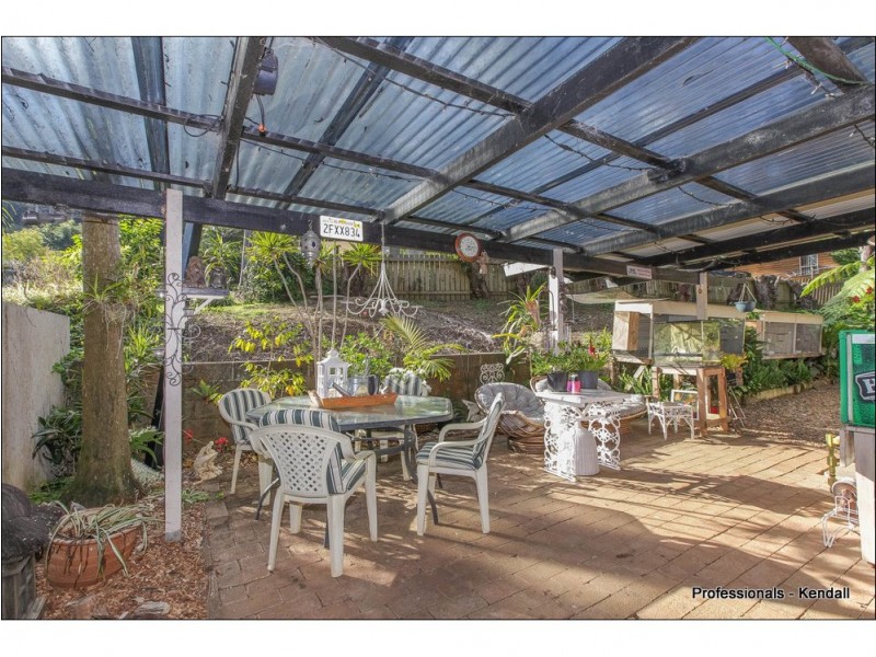 5 Kamet Court, Eagle Heights QLD 4271