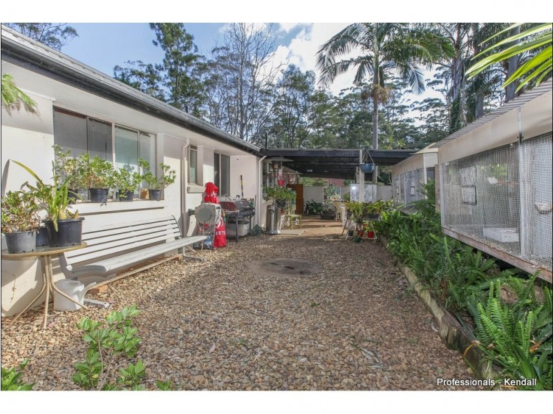 5 Kamet Court, Eagle Heights QLD 4271