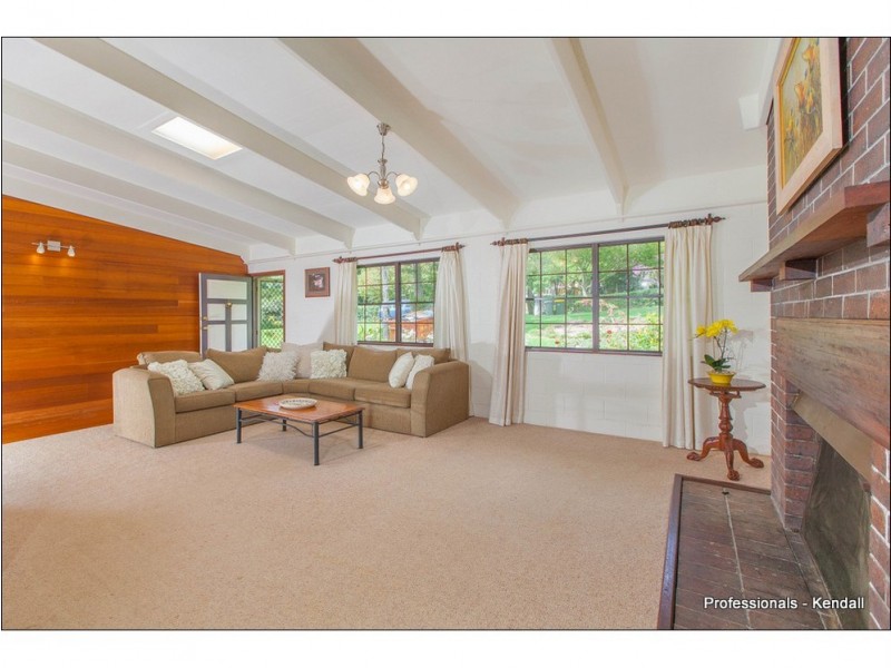 46 Prospect Street, Tamborine Mountain QLD 4272